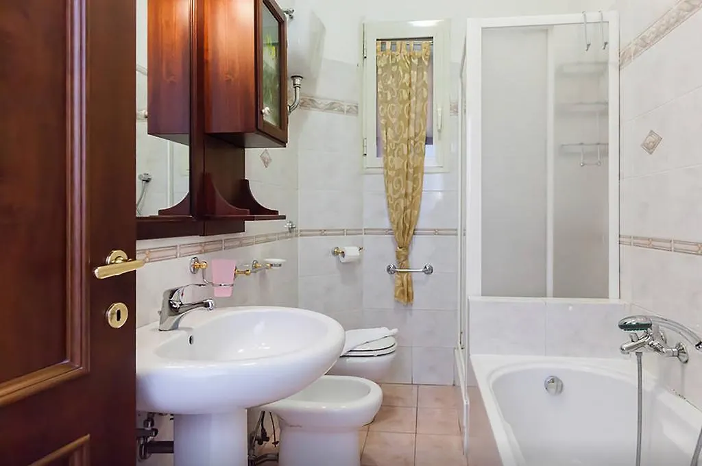Caterina One O One - Embassy Apartment Rom