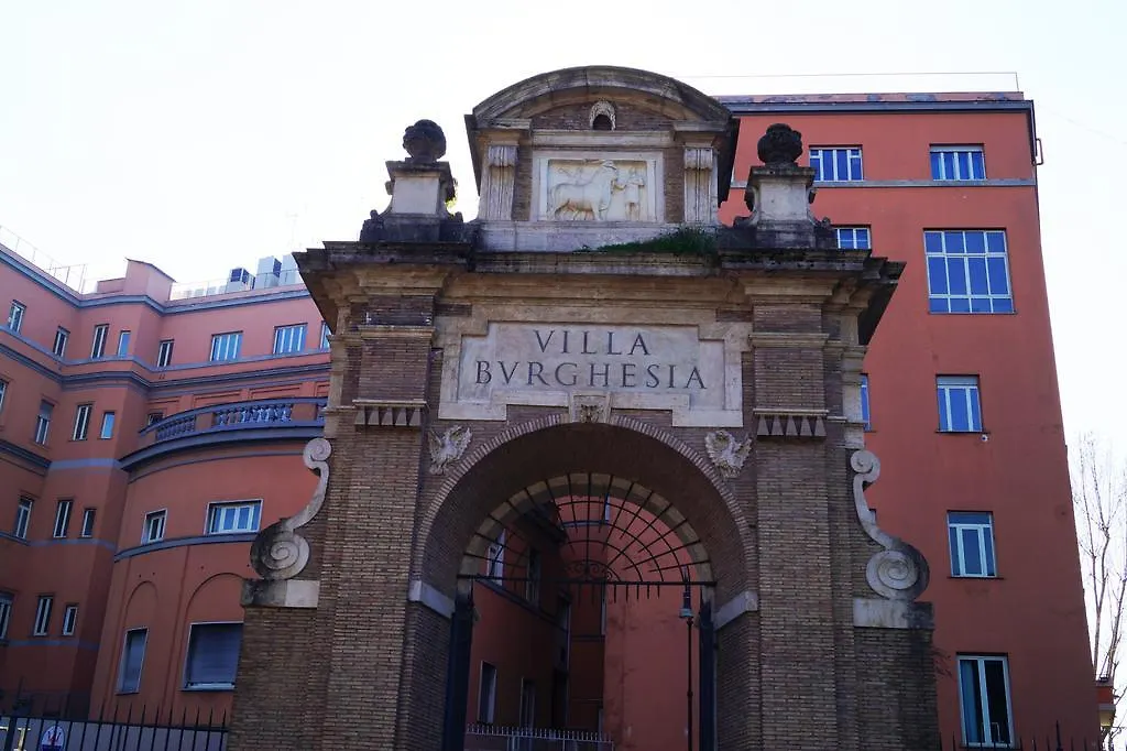 Caterina One O One - Embassy Apartment Rome