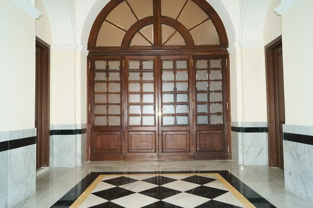 Caterina One O One - Embassy Apartment Rome