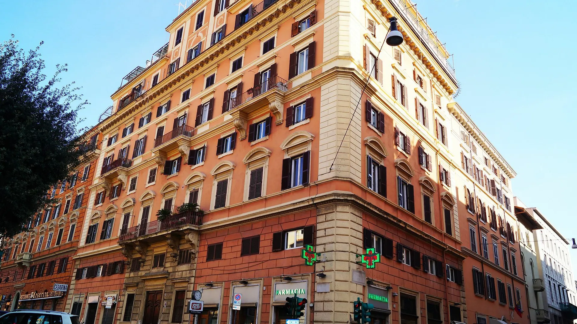Caterina One O One - Embassy Apartment Rome